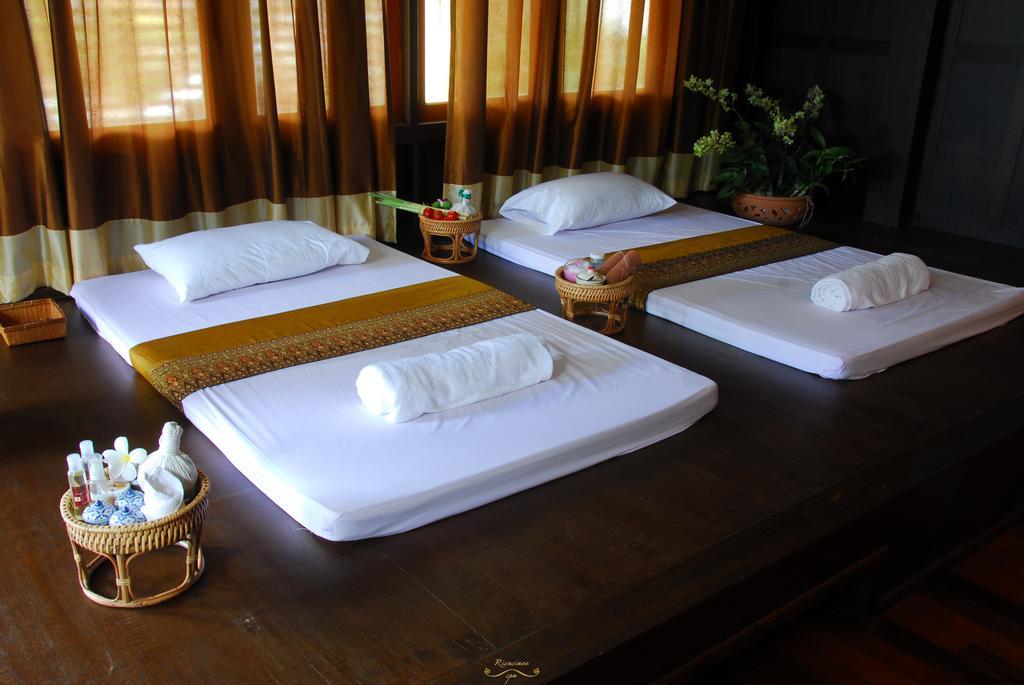 Risasinee Spa & Resort Nan Exterior foto