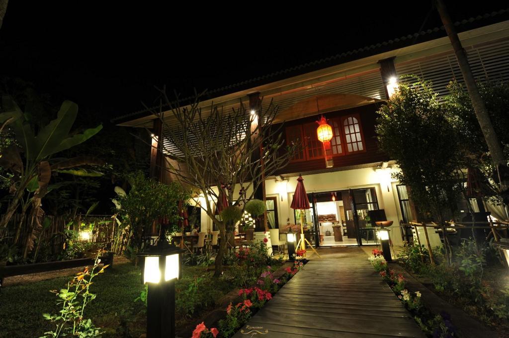 Risasinee Spa & Resort Nan Exterior foto
