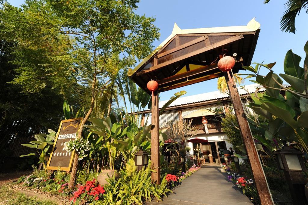 Risasinee Spa & Resort Nan Exterior foto