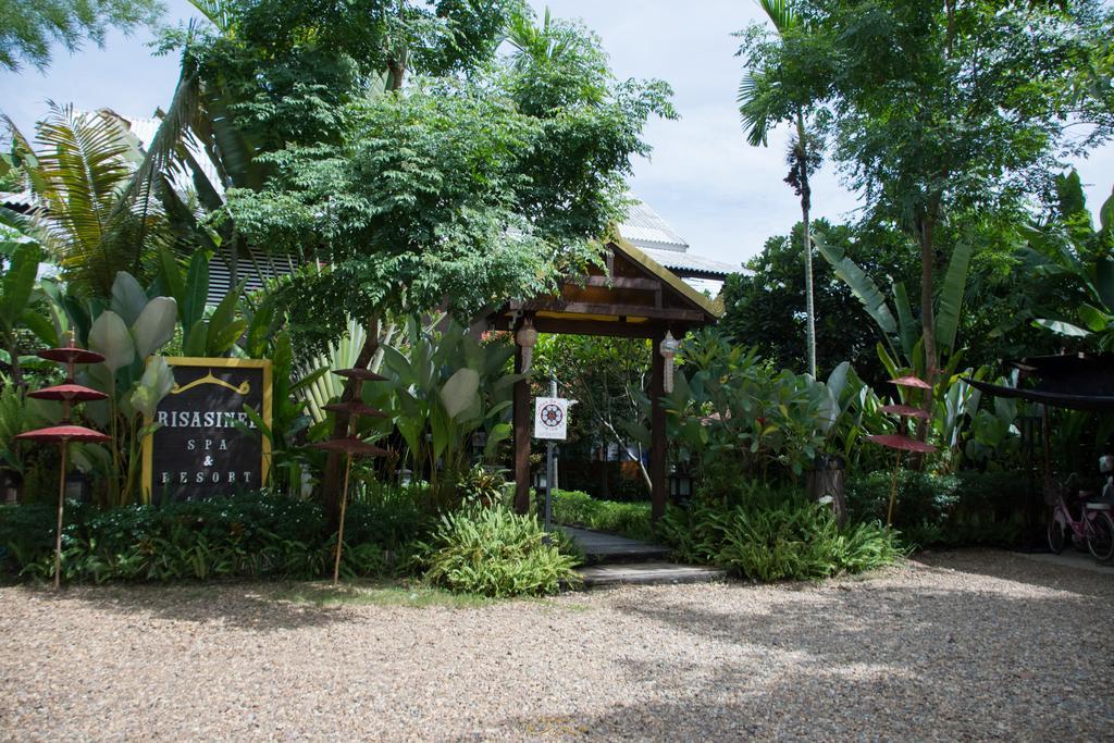 Risasinee Spa & Resort Nan Exterior foto